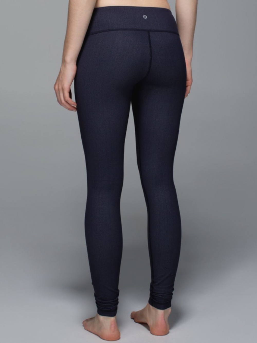 Lululemon vintage Wunderunder Denim Luon Naval Blue 6 legging rare
